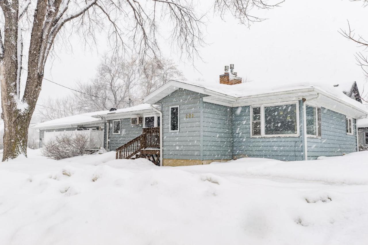 New Remodeled Townhome In Central Fargo Exteriér fotografie